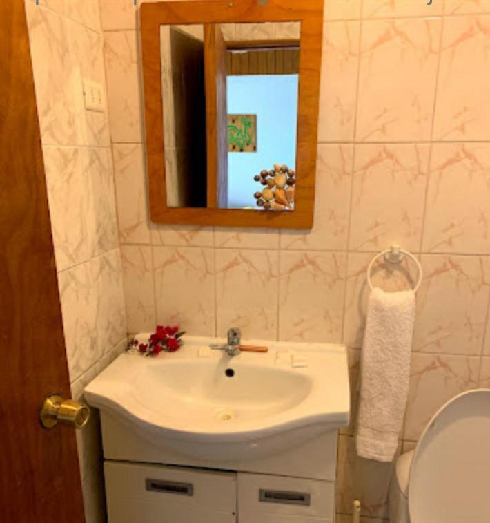 Hostal Tu'U Koihu Ханга-Роа Экстерьер фото